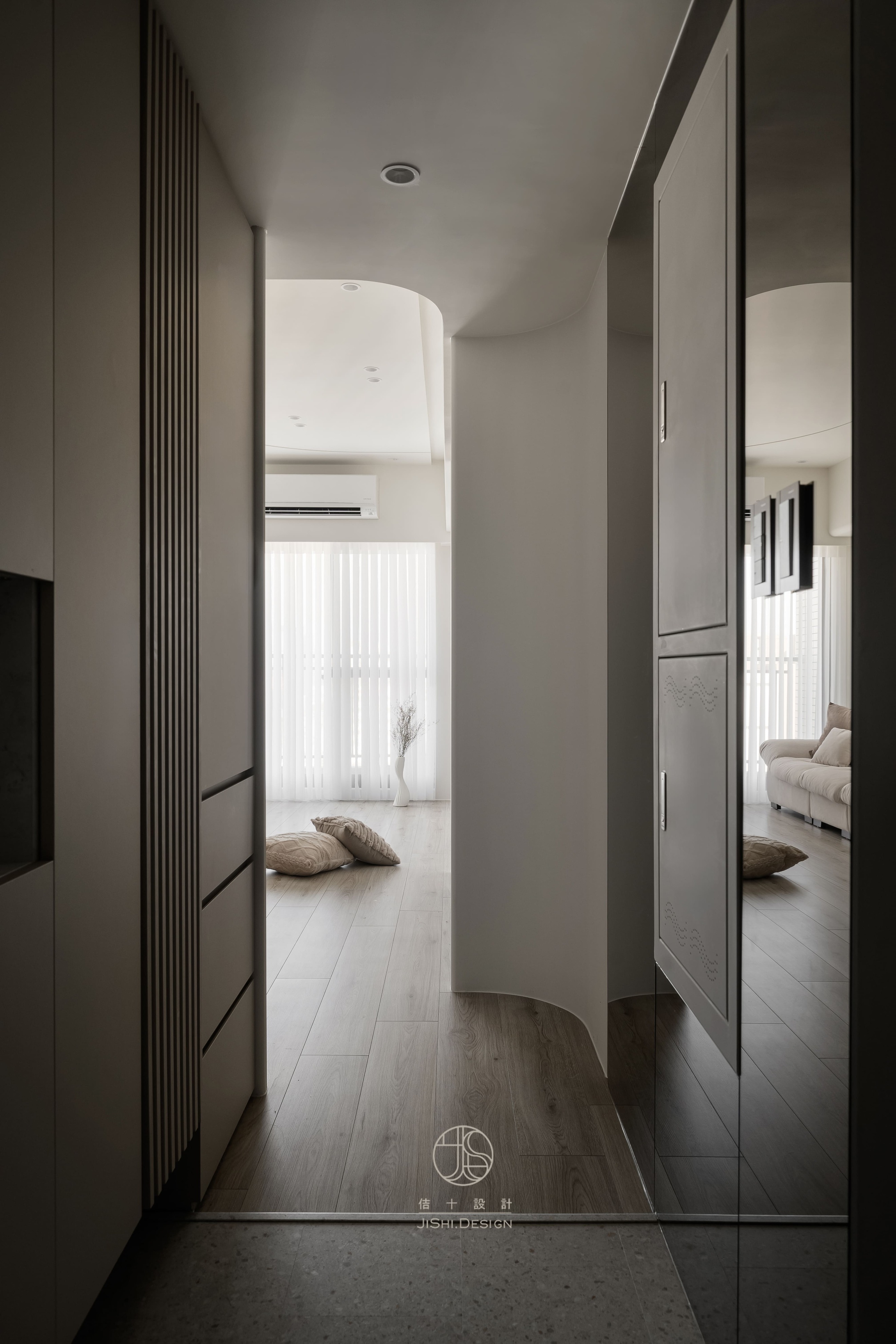 HTML5 Bootstrap Template by colorlib.com