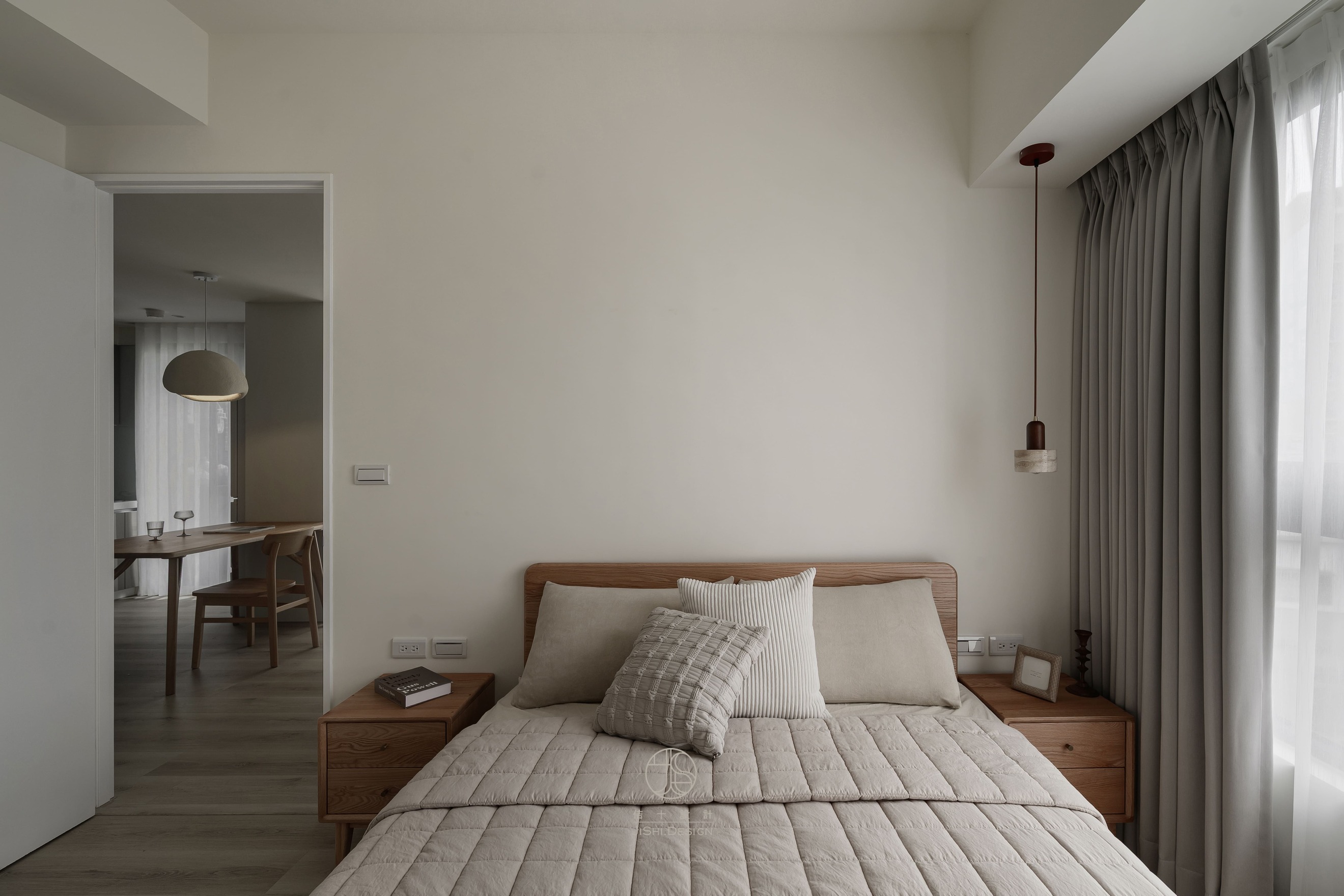 HTML5 Bootstrap Template by colorlib.com