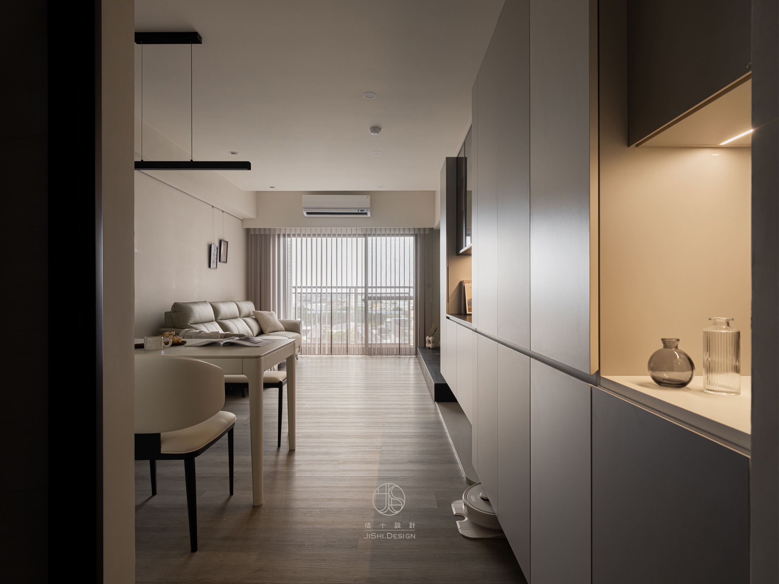 HTML5 Bootstrap Template by colorlib.com