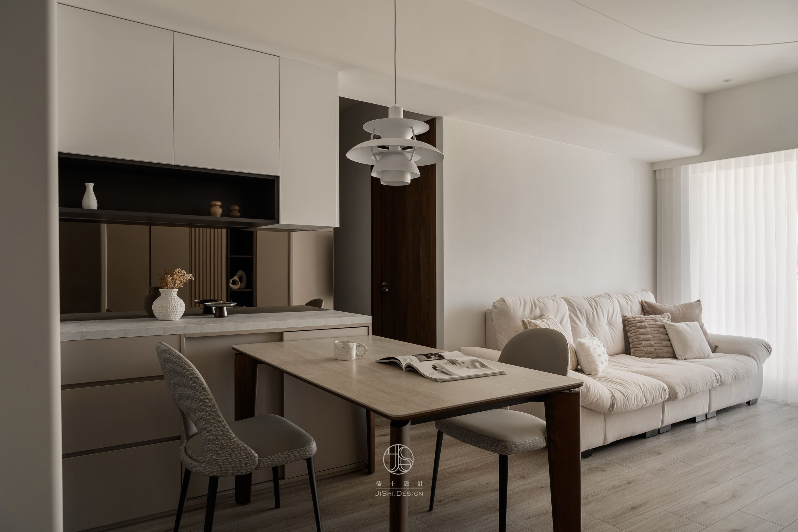 HTML5 Bootstrap Template by colorlib.com