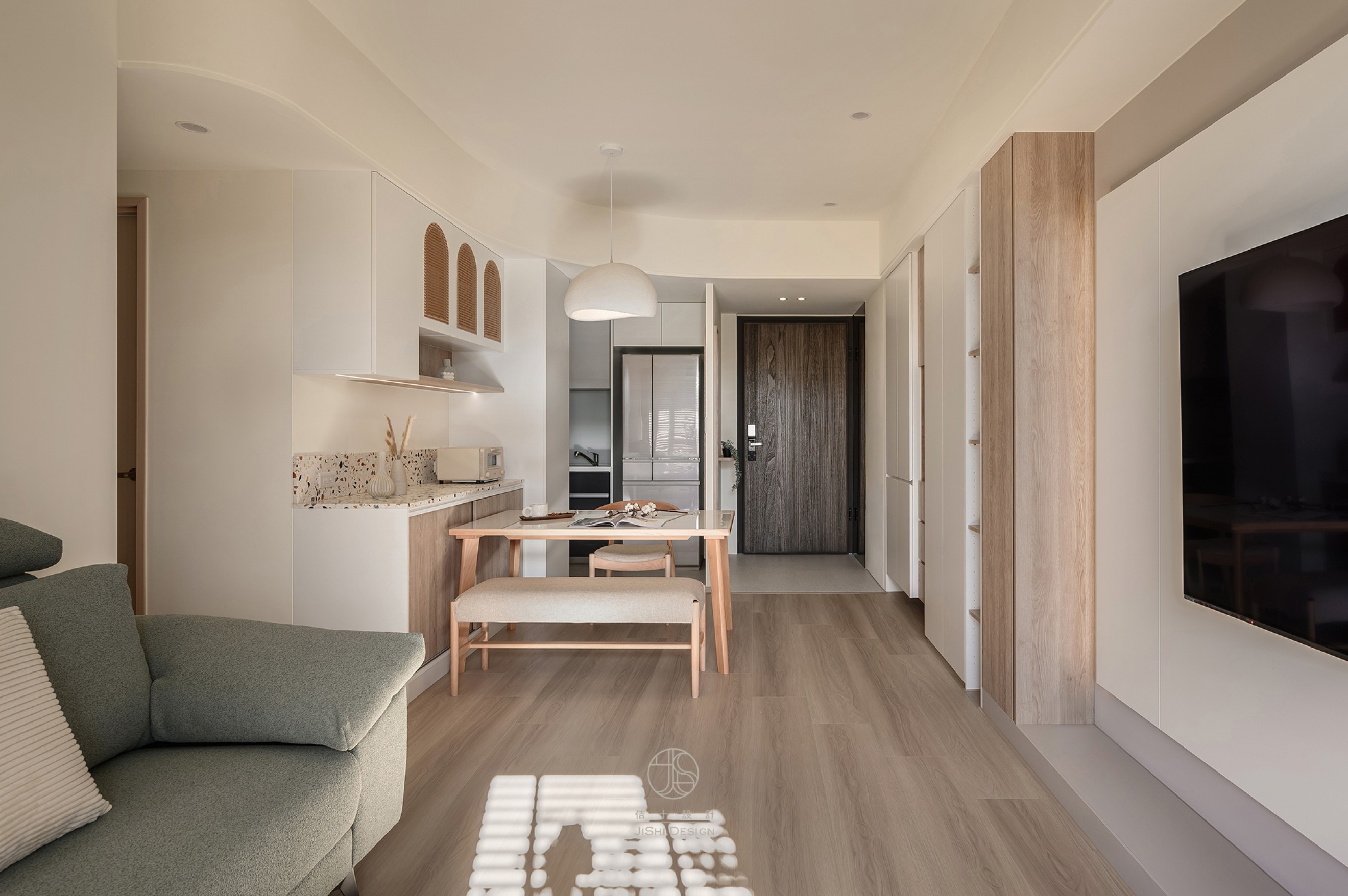 HTML5 Bootstrap Template by colorlib.com