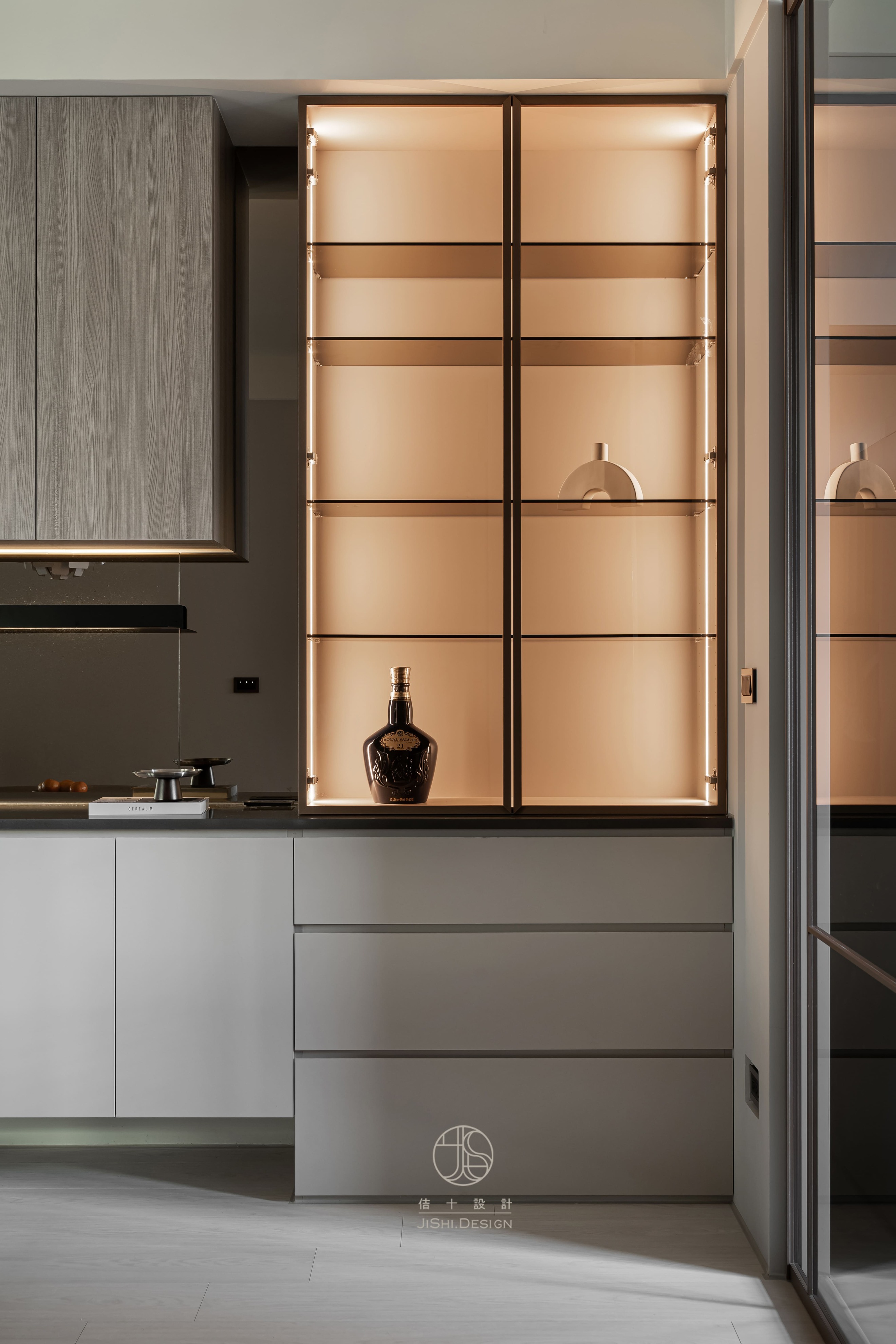 HTML5 Bootstrap Template by colorlib.com